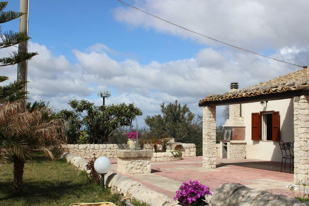 Villa Clara Chiaramonte Gulfi Buitenkant foto