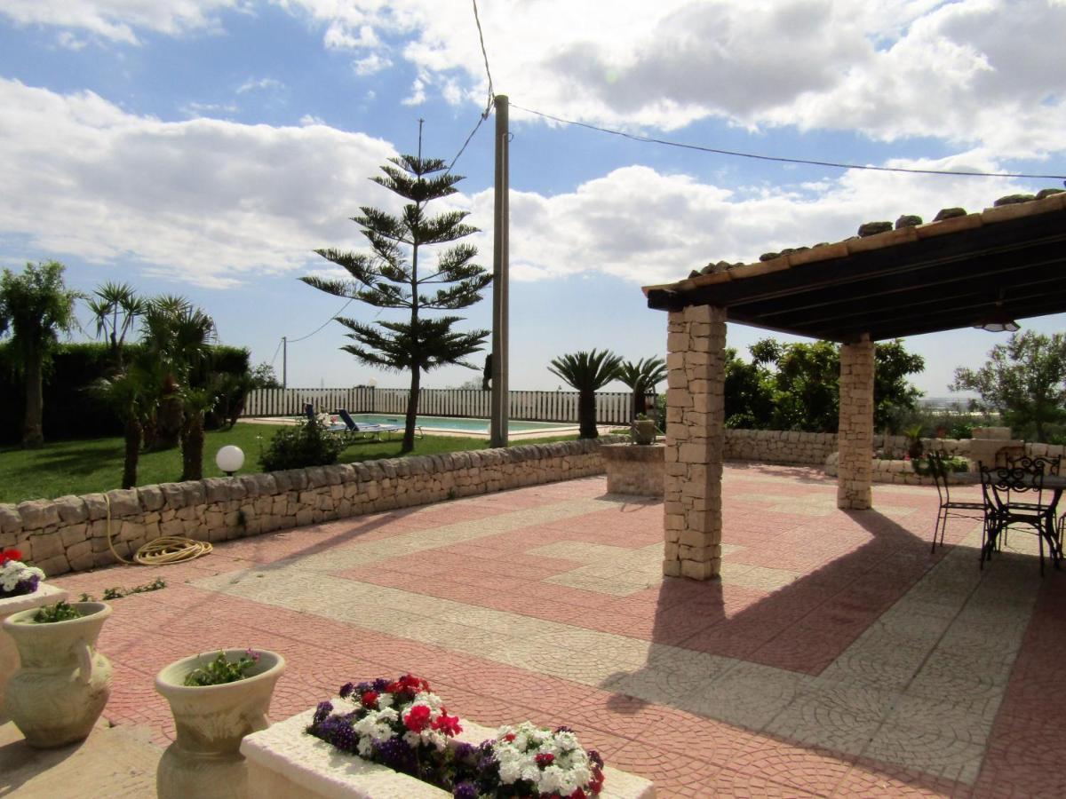 Villa Clara Chiaramonte Gulfi Buitenkant foto